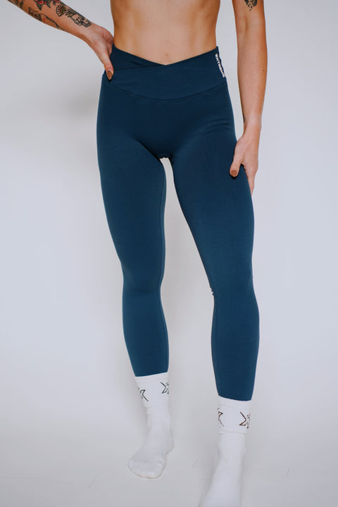 Next Extreme Cross Waist Legging in Abyss Blue, sportlegging dames, productfoto 2