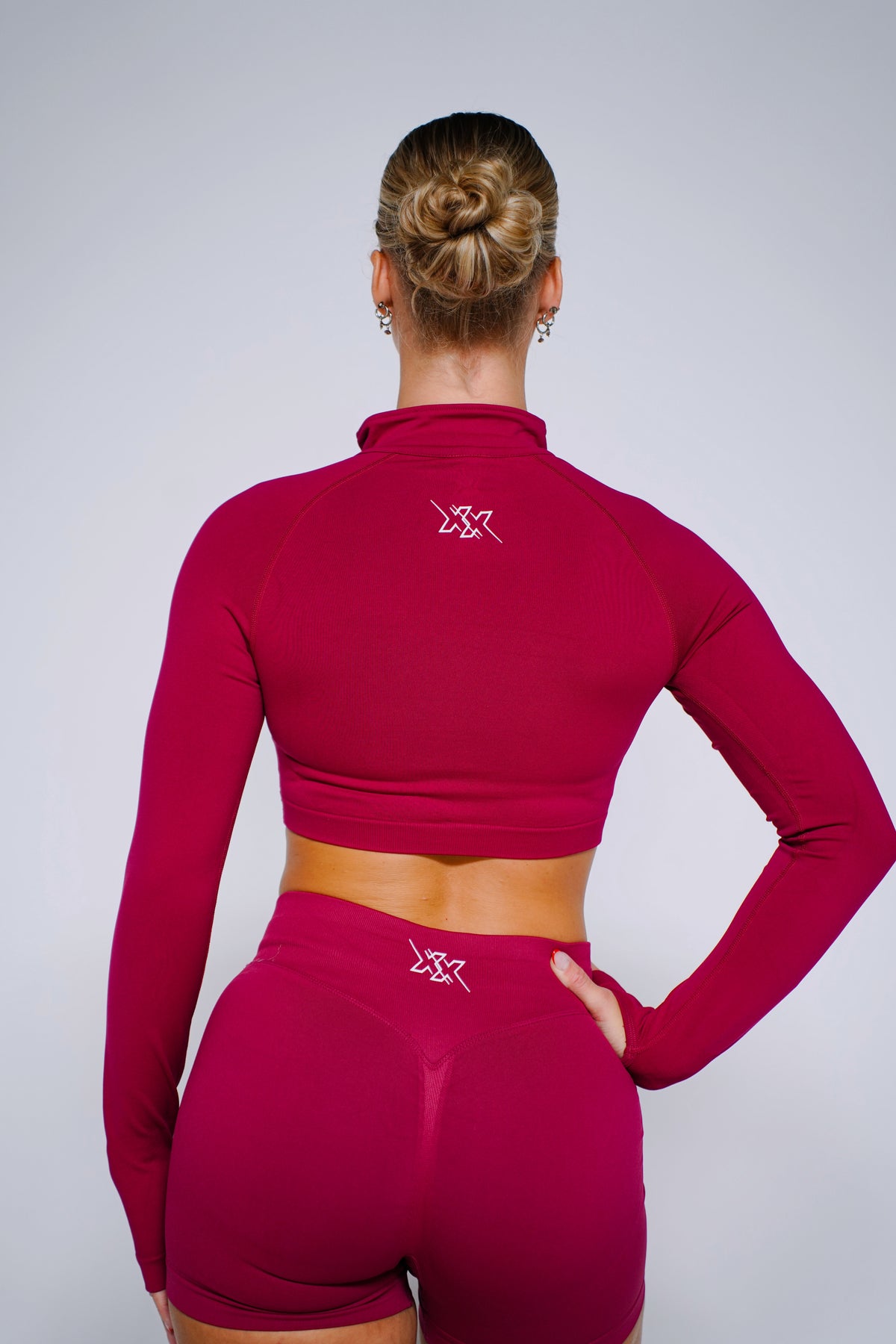 Next Extreme Crop Zipper in Ruby Red, sportvest dames, productfoto 2