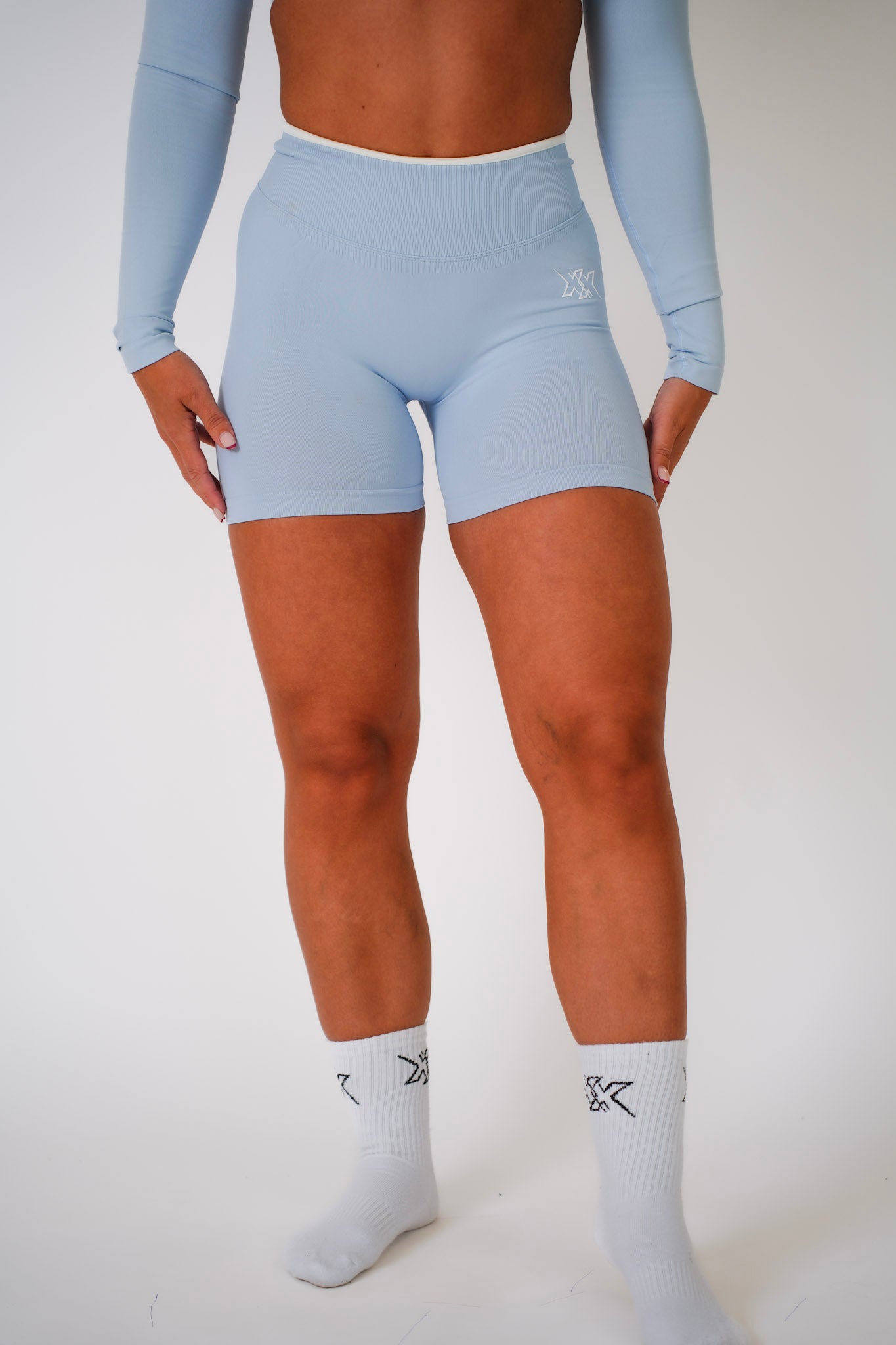 Scrunch Shorts – Ice