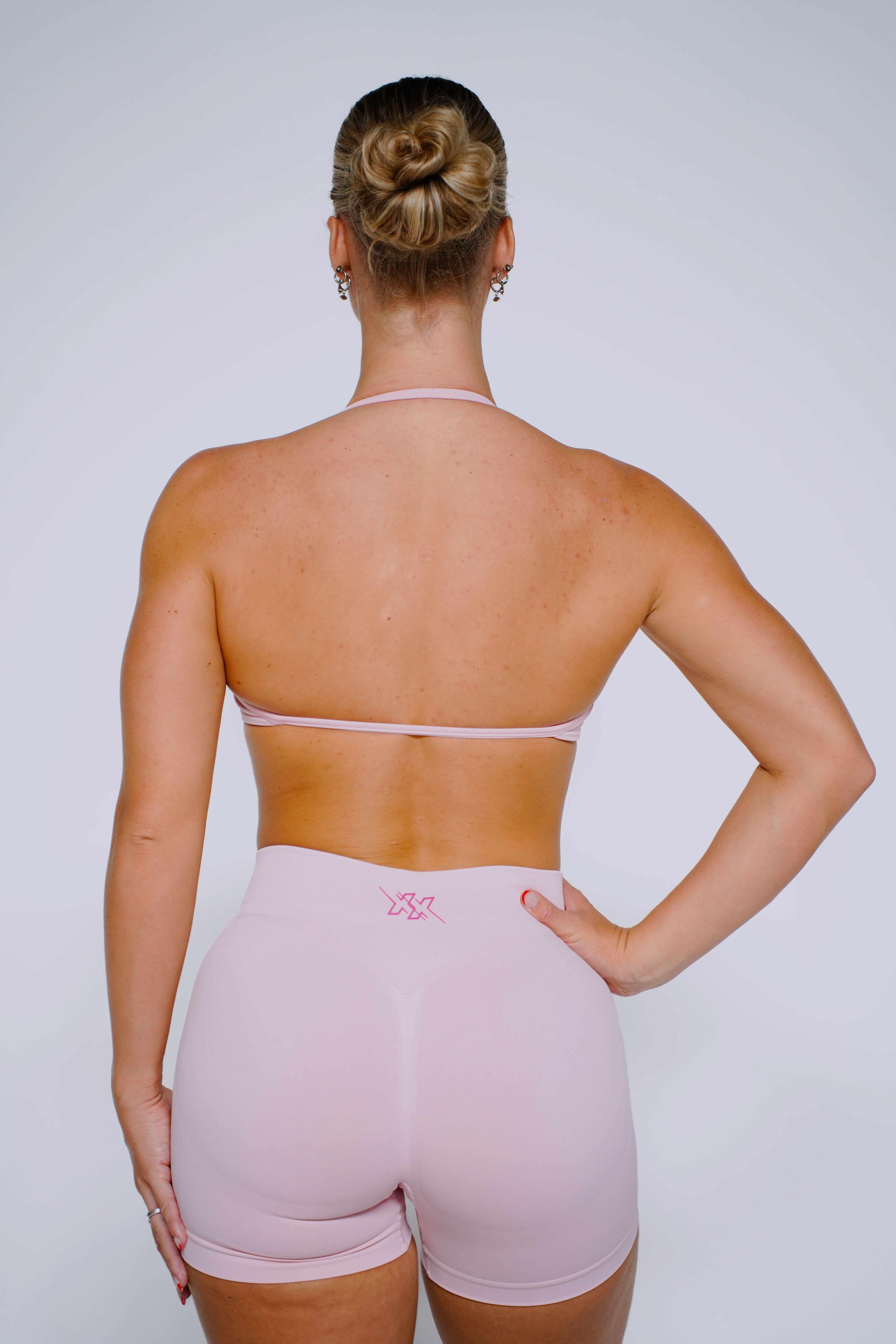 StrongHer Bra – Blush Pink