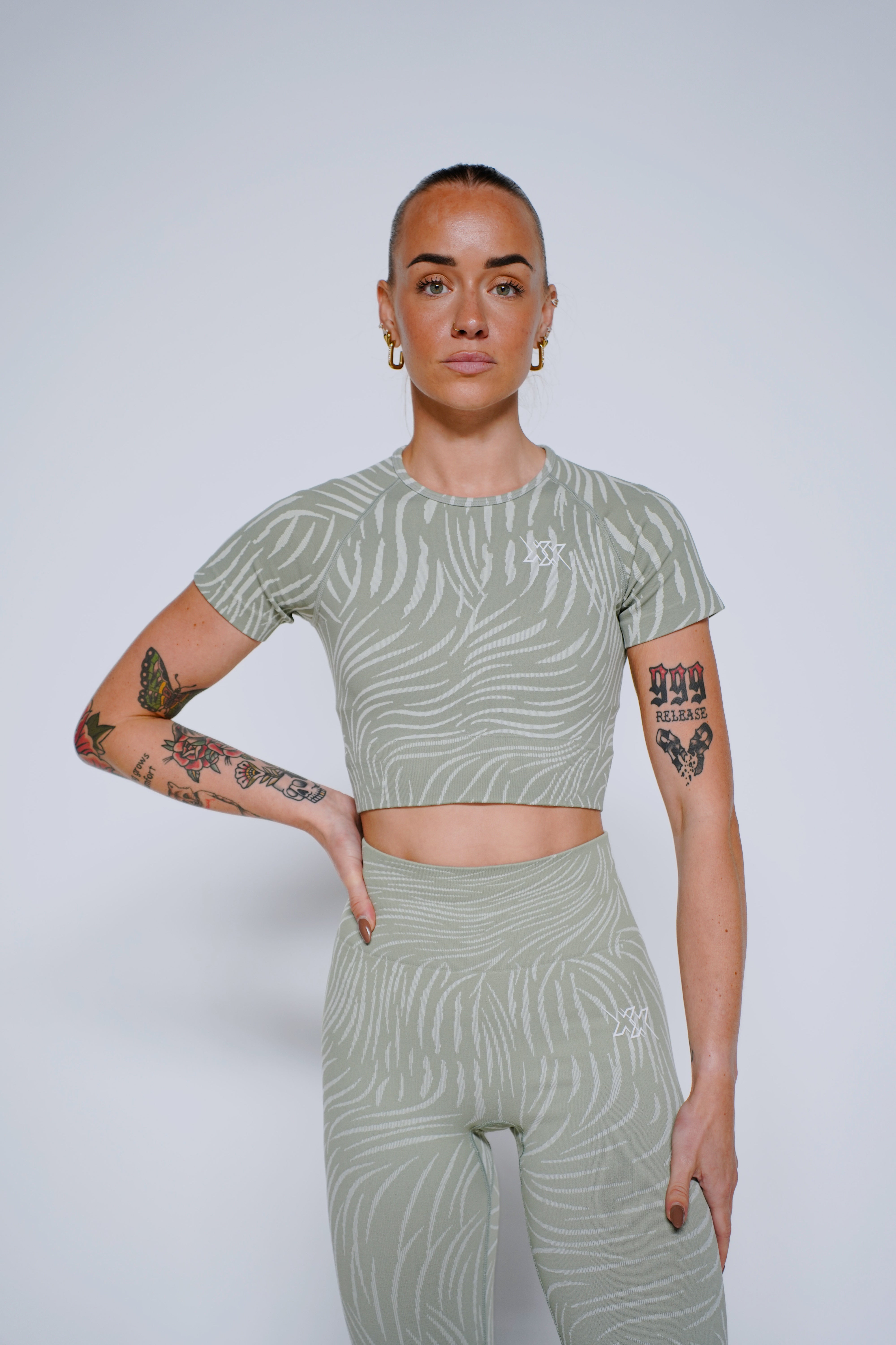Short Sleeve Crop Top – Viper Green