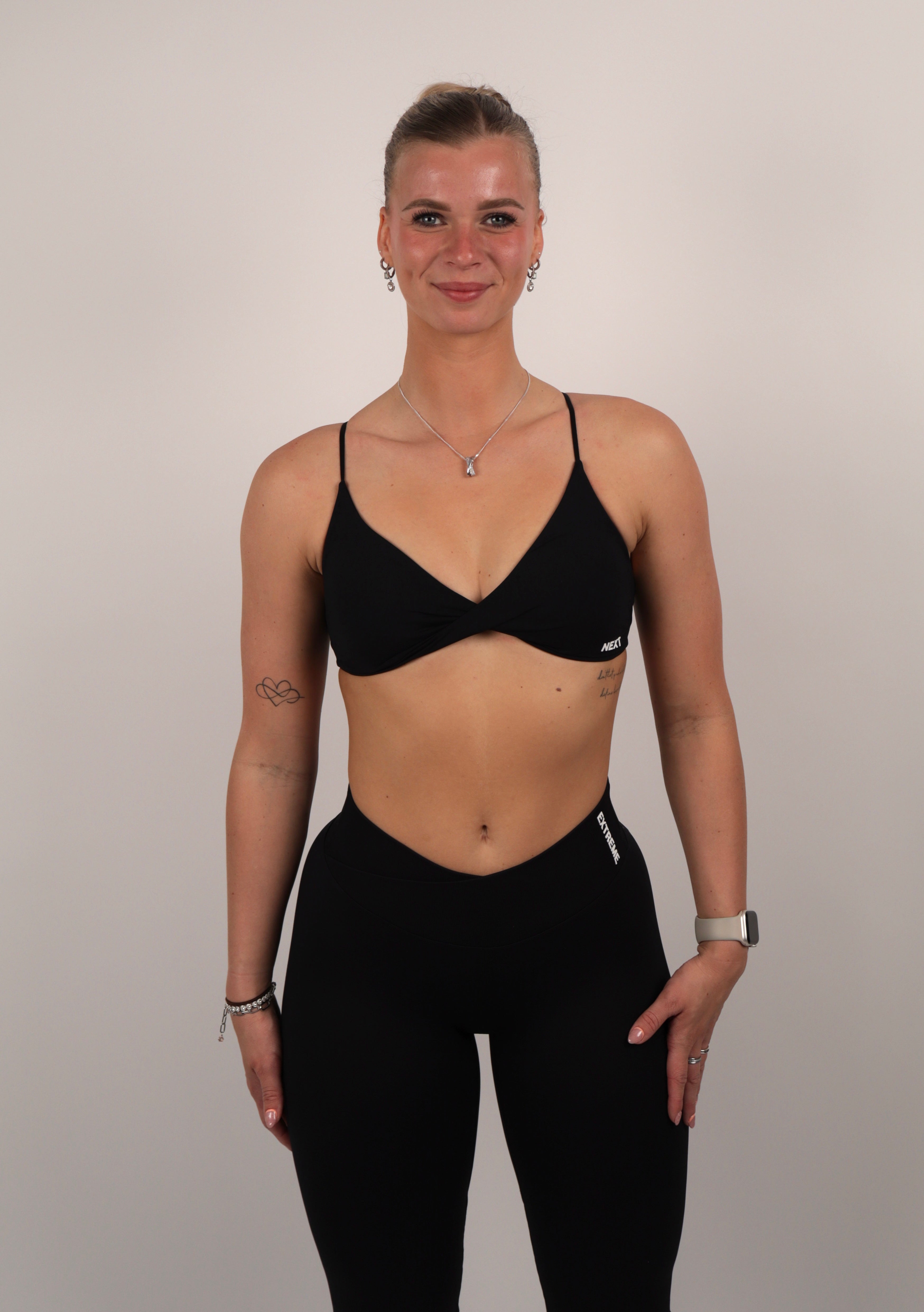 Twist Front Bra – Midnight Black