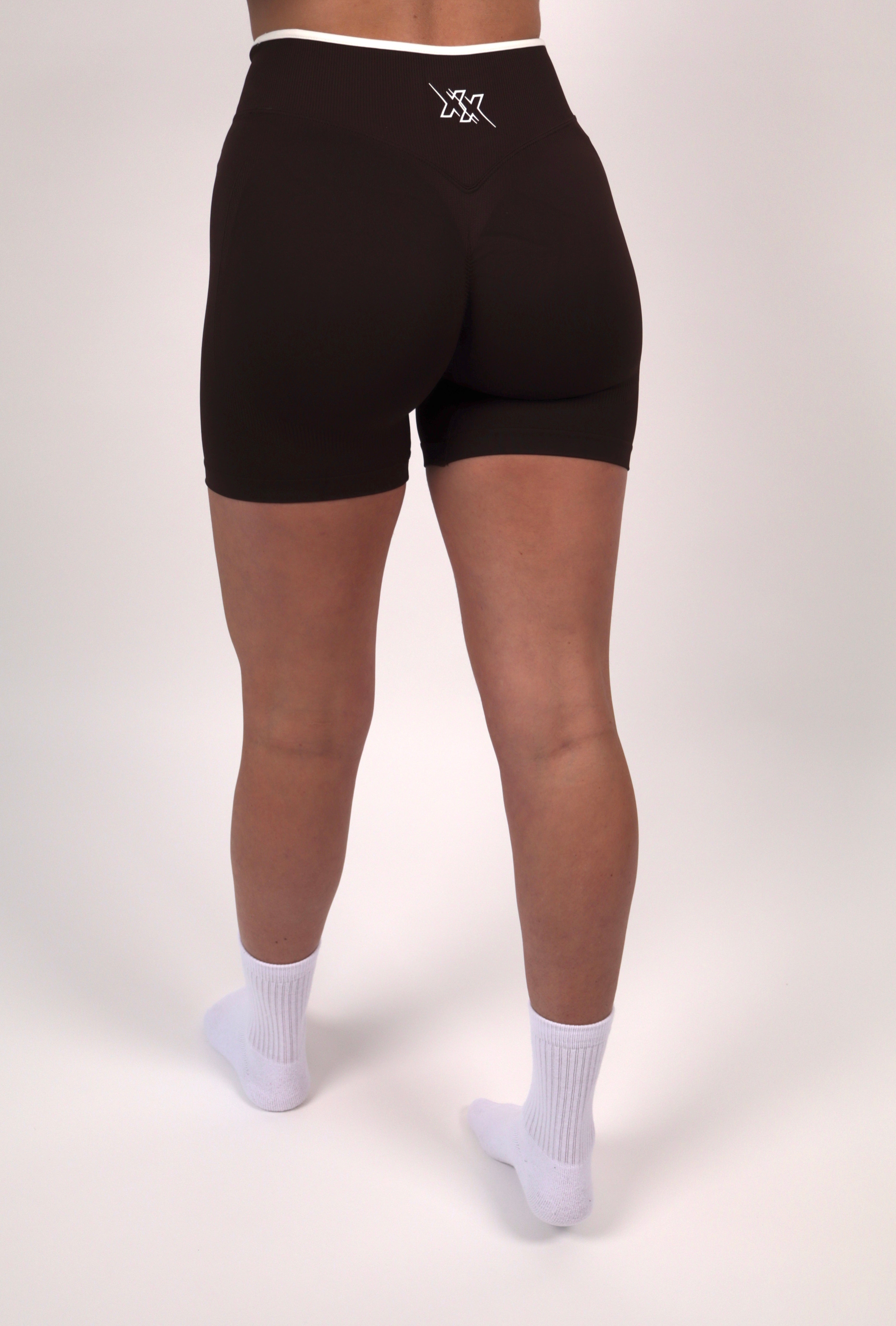 Scrunch Shorts – Mocha