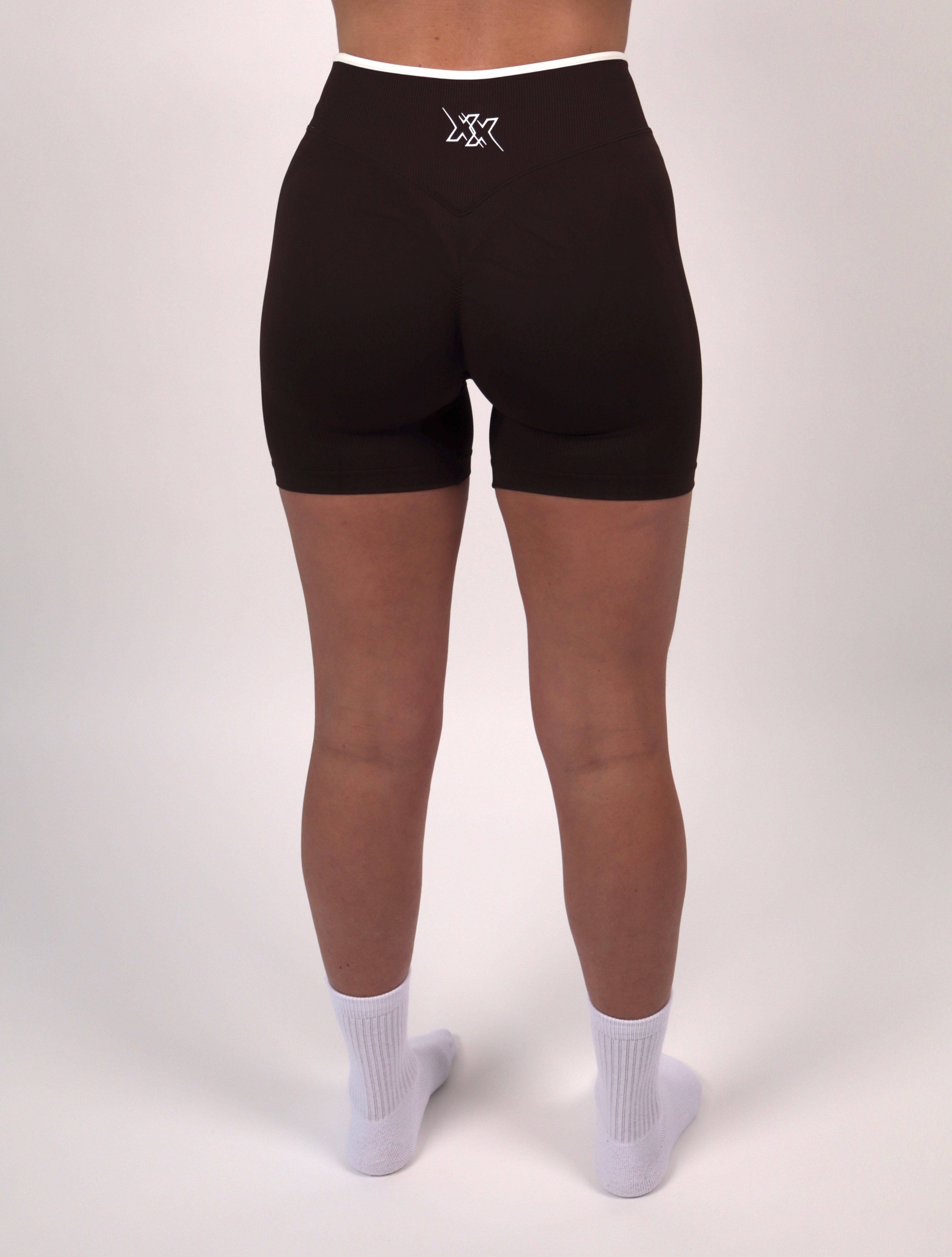 Scrunch Shorts – Mocha